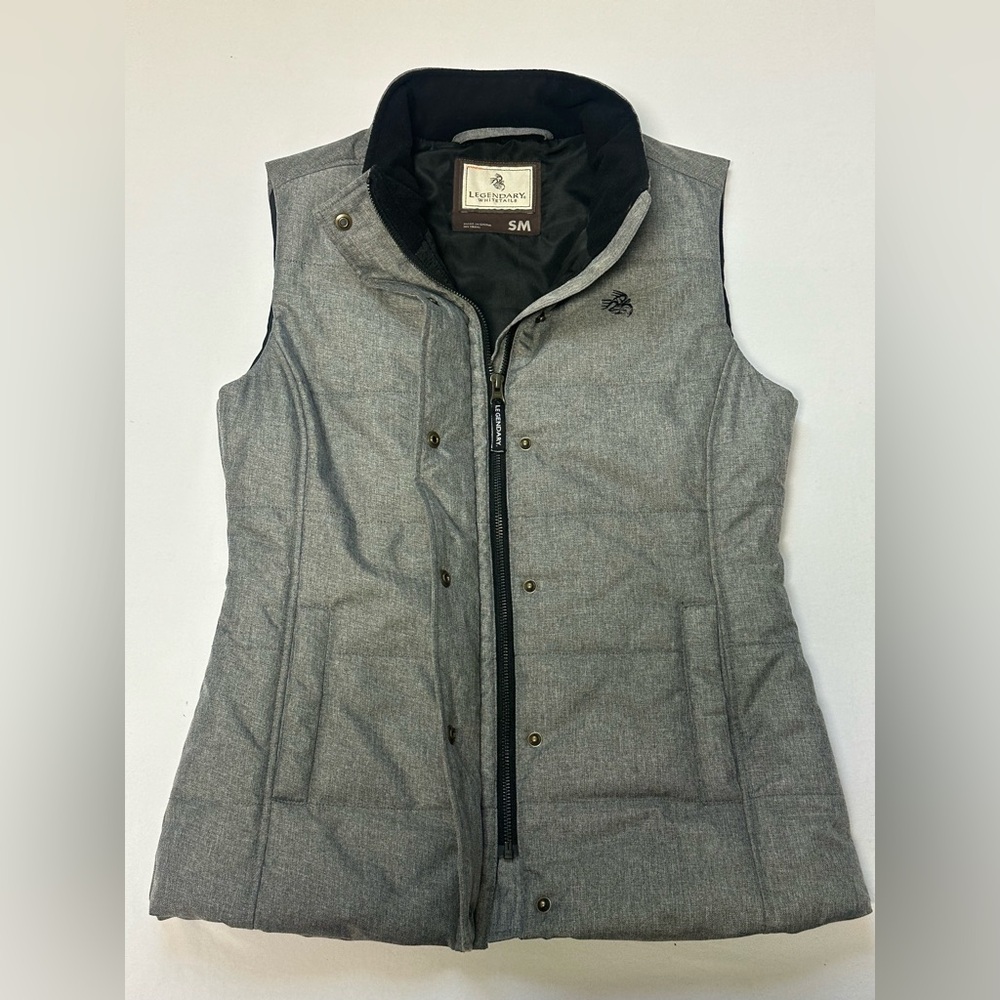 Legendary Whitetails Womens Small Vortex Gray Zip Snap Close Outdoor Hiking Vest